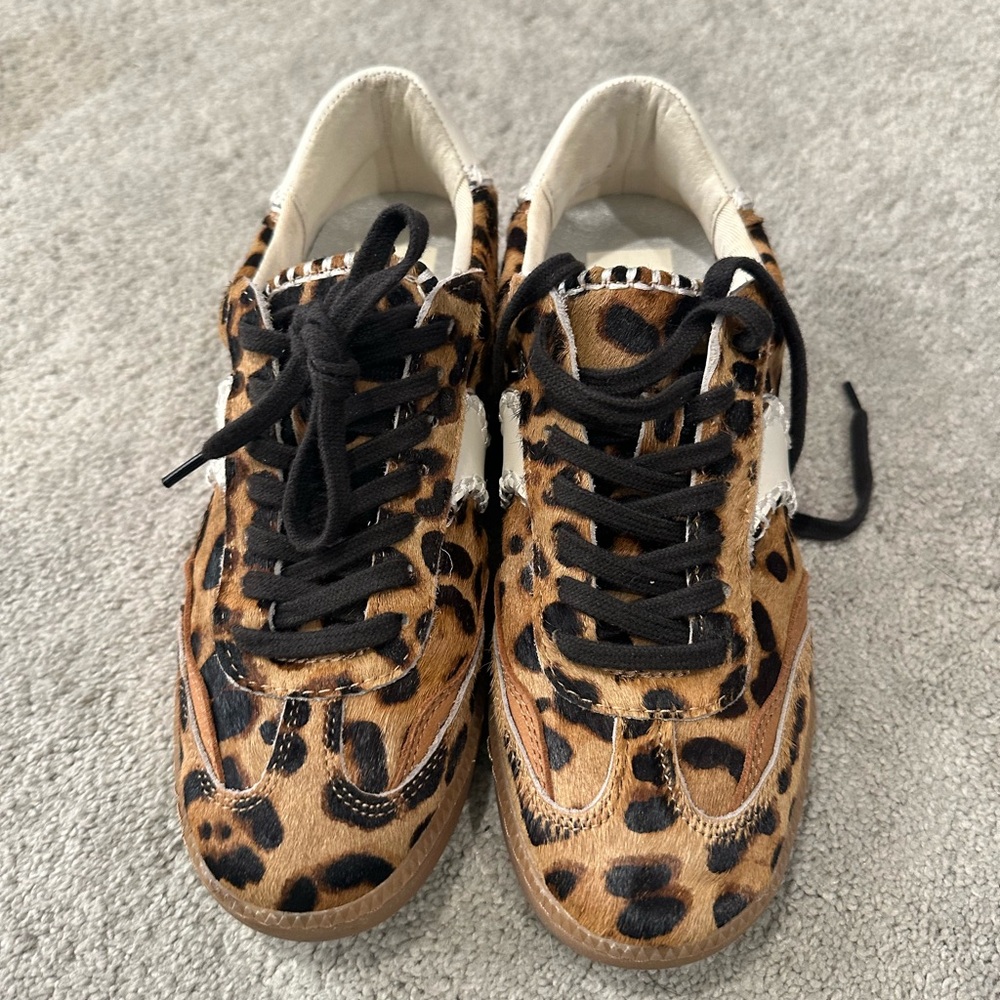 Dolce Vita Notice Stitch Sneakers Dk Leopard Calf Hair Womens Size 7